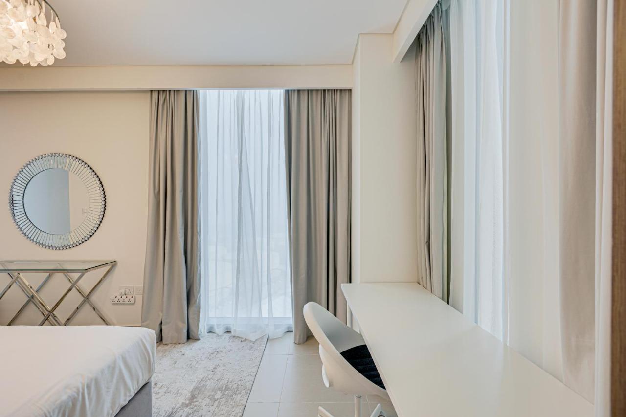 Sea View 2bd In New 52 42 Tower Marina Apartment