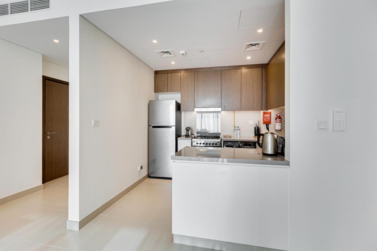 Sea View 2bd In New 52 42 Tower Marina Apartment