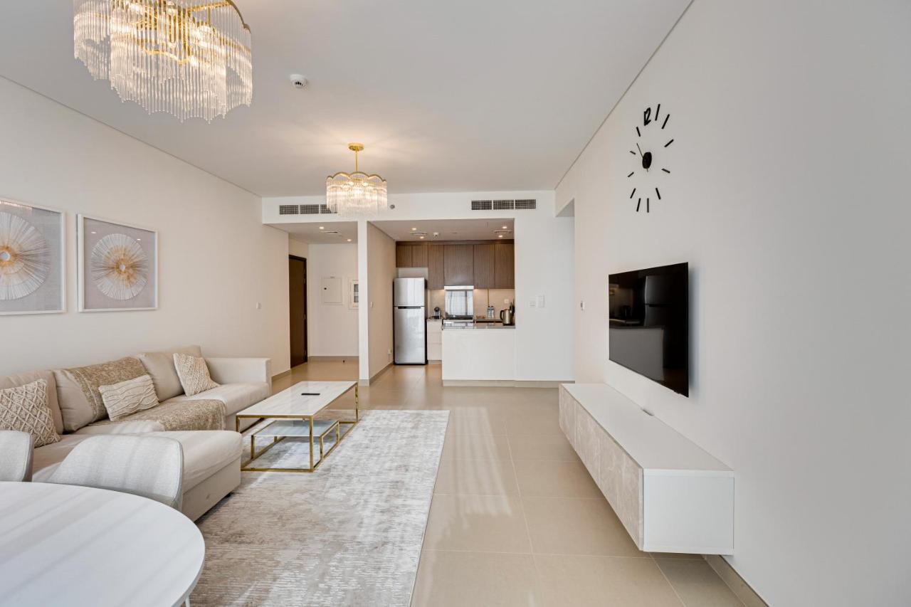 Sea View 2bd In New 52 42 Tower Marina Apartment *
