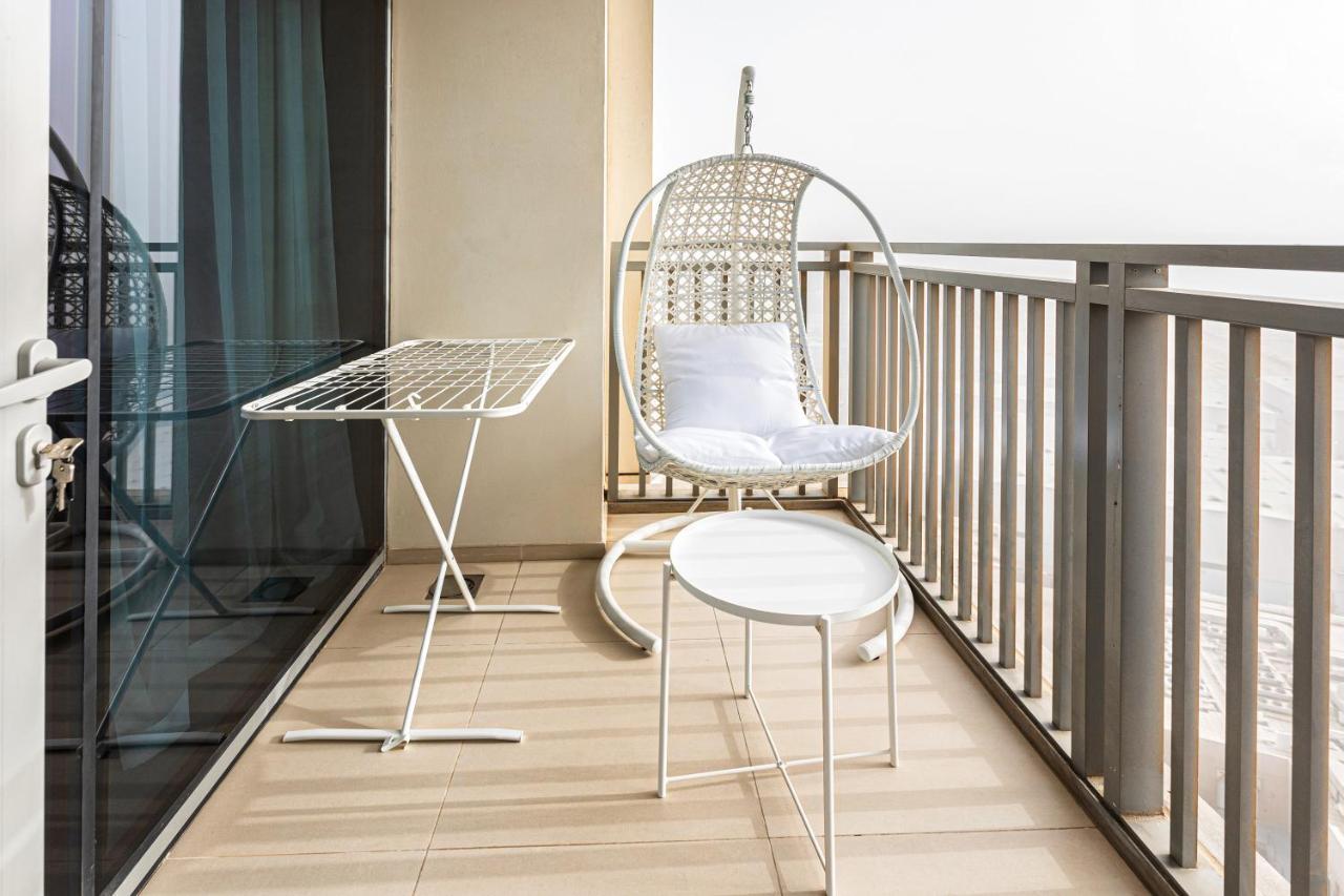 Sea View 2bd In New 52 42 Tower Marina Apartment Dubai