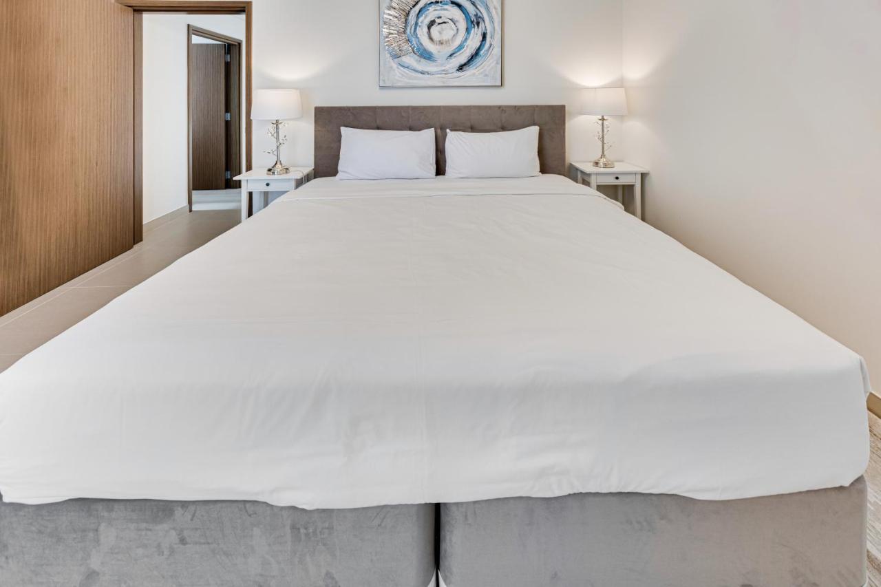 Sea View 2bd In New 52 42 Tower Marina Apartment *