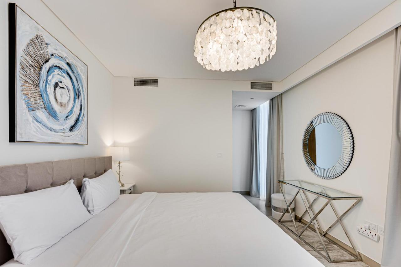 Sea View 2bd In New 52 42 Tower Marina *